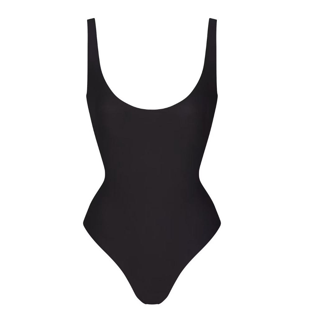 Skims Body Scoop Low Back Thong Bodysuit BD-THG-11443W Onyx Small